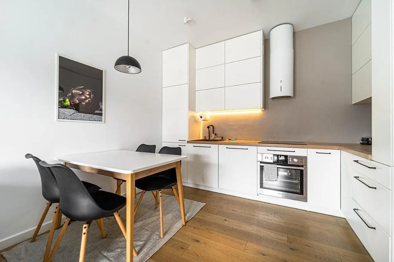 Grochowska Free Parking Apartment Warsaw Poland
